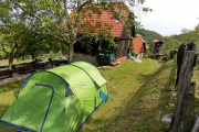 Camping Etno kuca pod Okicem ****