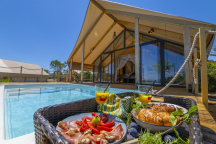 Floria Glamping Garden **** 