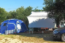 Camp Mungos * 
