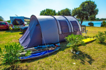 Kamp Arena Indije ** 