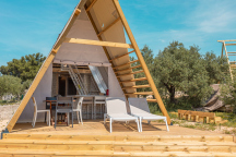 Olivia Green Camping **** 