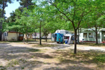 Camping Mia ** 