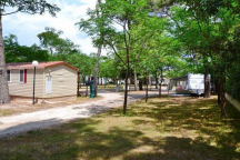 Camping Mia ** 