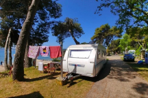 Camp Djardin ** 