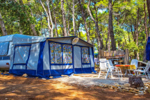 Kamp Arena Tašalera ** 