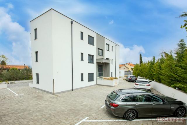 Camp Slamni 4+1B Apartmans 800m from the sea