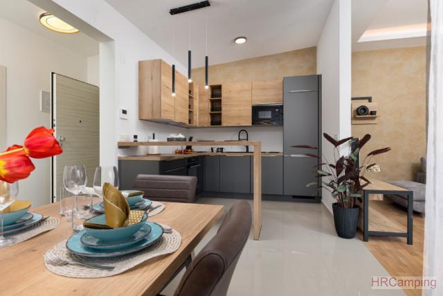 Camp Slamni 4+1B Apartmans 800m from the sea