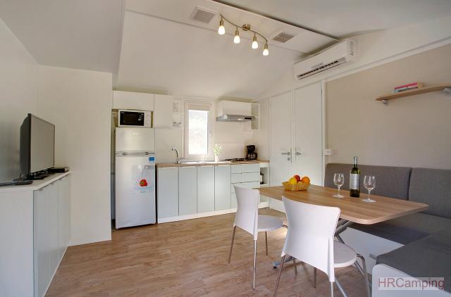 Camp Solitudo *** Mobilhomes