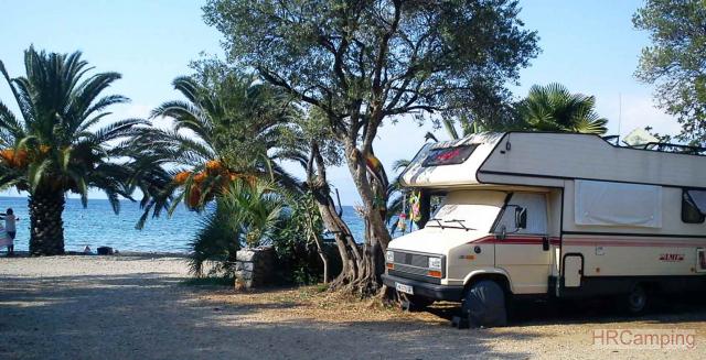 Camp Vrila **** 