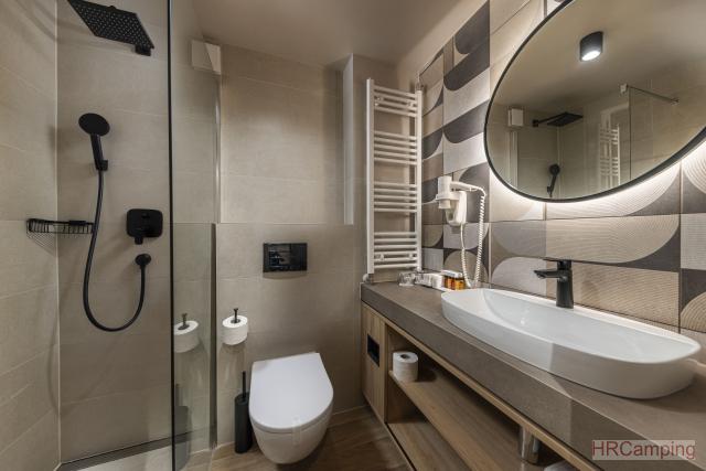 Kamp Terme Jezerčica **** Hotel