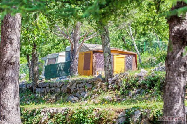 Camp Kačjak ** 