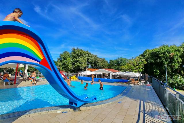 Kamp Marina Resort **** 